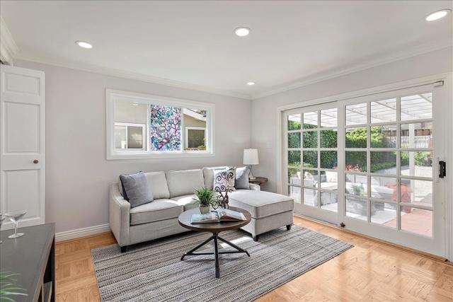 Image 13 of 34 For 1231 Claremont Drive