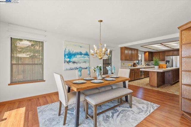 5690 Beaver Lane, Discovery Bay CA: https://media.crmls.org/mediaz/2fc6af24-c3a5-4976-8528-7c27be880118.jpg
