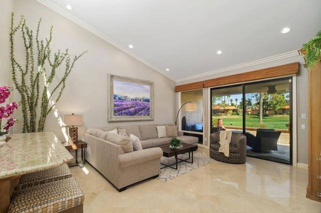 26 Majorca Drive, Rancho Mirage CA: https://media.crmls.org/mediaz/2fc7566c-014f-4f15-a972-d420e6b5f2bc.jpg