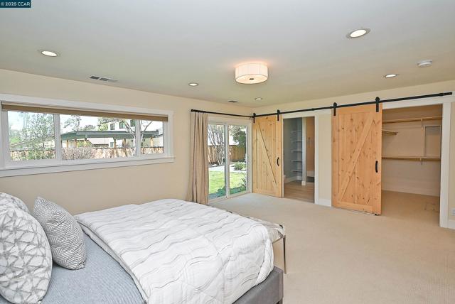 383 Caravelle Dr, Walnut Creek CA: https://media.crmls.org/mediaz/2fc89aee-ad61-40bd-b9bb-e29ccec62999.jpg