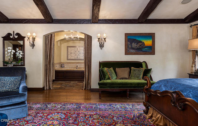 1711 Fairmount Avenue, La Canada Flintridge CA: https://media.crmls.org/mediaz/2fc8b950-a818-4ea0-b90f-c8391ab95105.jpg