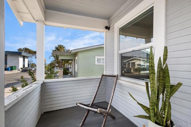 Image 5 of 22 For 4338 33rd Place