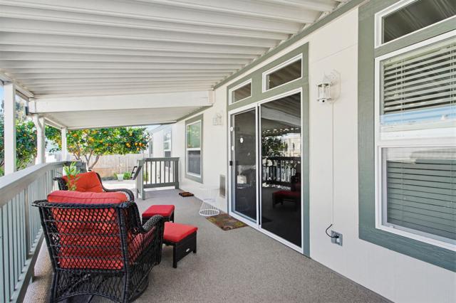 Detail Gallery Image 12 of 67 For 200 N El Camino Real #43,  Oceanside,  CA 92058 - 3 Beds | 2 Baths