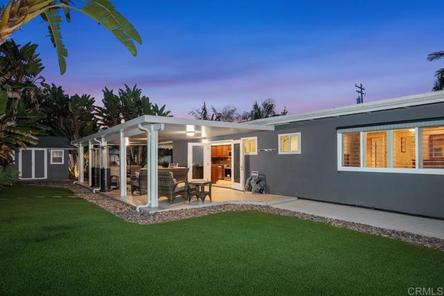 773 Puebla Street, Encinitas CA: https://media.crmls.org/mediaz/2fca488a-ac53-450a-a320-f756cb48b1f8.jpg
