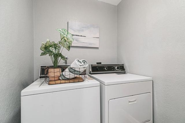 8377 Riesling Way, San Jose CA: https://media.crmls.org/mediaz/2fcad7d0-0a57-4b69-983b-2af8f8a949fb.jpg