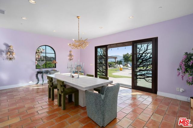 1650 Luse Tank Road, Topanga CA: https://media.crmls.org/mediaz/2fcc5cf7-3fef-4d37-bbb7-e7b9bb9b44b6.jpg