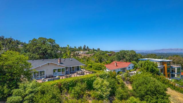 20905 Sullivan Way, Saratoga CA: https://media.crmls.org/mediaz/2fccc7ca-2061-4bc6-a42f-c4b727e2308d.jpg
