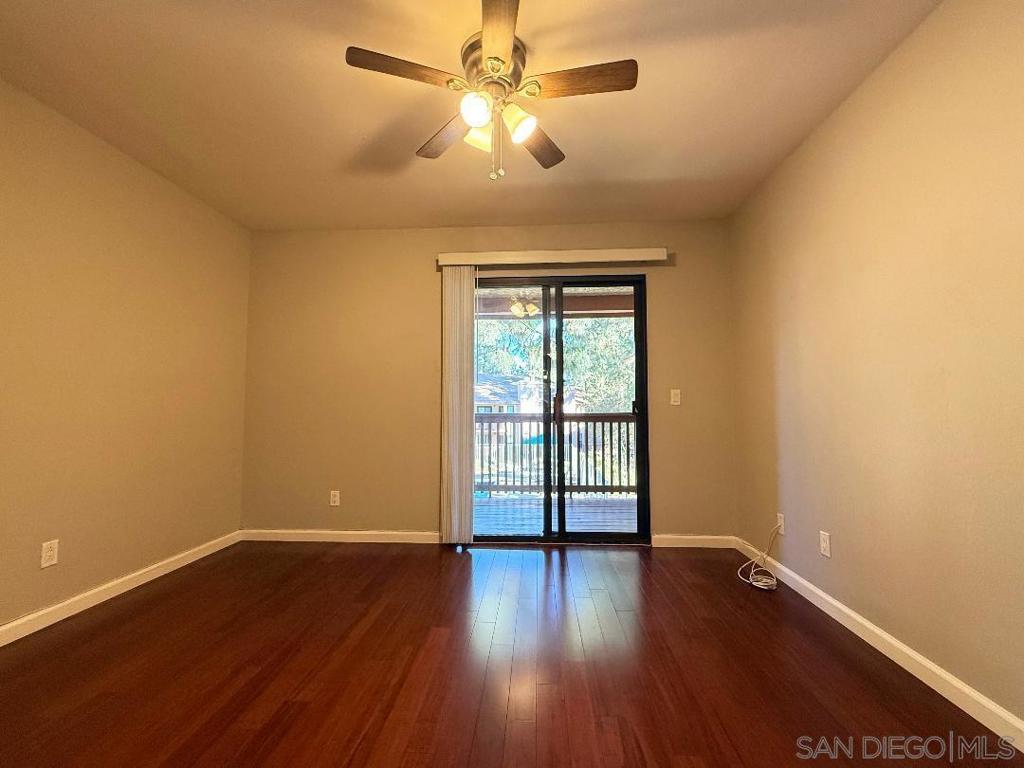 12079 Alta Carmel Court - photo 9