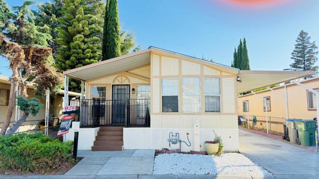 200 Ford Road, San Jose CA: https://media.crmls.org/mediaz/2fcdabc3-b923-45e2-9994-489fb480a747.jpg