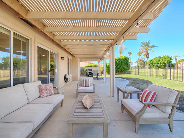 82550 Delano Drive, Indio CA: https://media.crmls.org/mediaz/2fce69ea-0df5-40df-9da9-5bb3169ea219.jpg