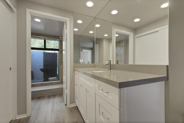 2545 Miramonte W Circle, Palm Springs CA: https://media.crmls.org/mediaz/2fce72cc-00e3-48bc-b3d1-afad2a18dd9e.jpg
