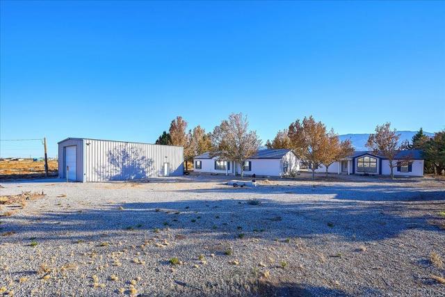 Detail Gallery Image 1 of 1 For 34833 Sunset Rd, Lucerne Valley,  CA 92356 - 6 Beds | 4 Baths