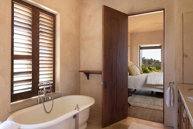 3200 Red Wolf Drive, Carmel CA: https://media.crmls.org/mediaz/2fd17e9b-4db5-4feb-880f-43e309064c7c.jpg