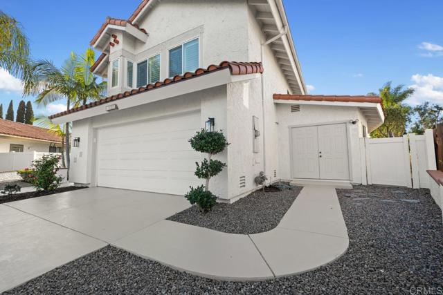 Detail Gallery Image 5 of 66 For 4955 Corlita Court Ct, San Diego,  CA 92122 - 3 Beds | 2/1 Baths