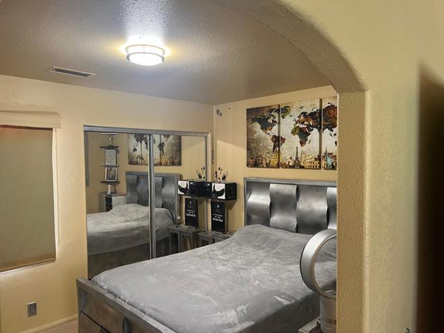 Image 6 of 23 For 28325 Avenida Condesa