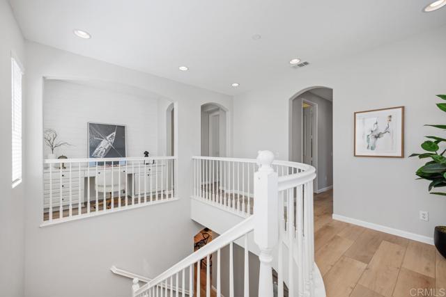 4016 Lake Shore Lane, Fallbrook CA: https://media.crmls.org/mediaz/2fd3b2d6-fad3-4579-94f3-a71ab0db22a4.jpg