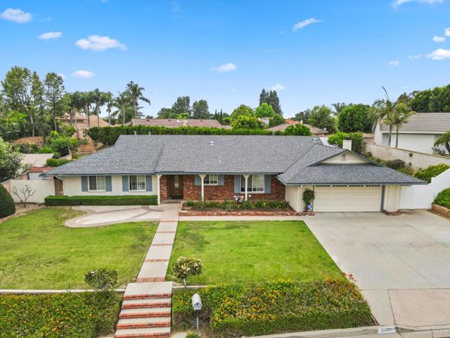 5101 Club Terrace Drive, Yorba Linda CA: https://media.crmls.org/mediaz/2fd3dc7f-2652-468c-a63e-7be0498e32df.jpg