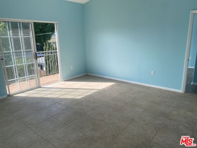 Image 22 of 31 For 6648 Gaviota Avenue