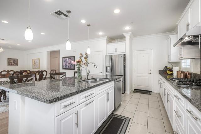 Detail Gallery Image 17 of 42 For 926 Hydra Court, San Marcos,  CA 92069 - 4 Beds | 3 Baths