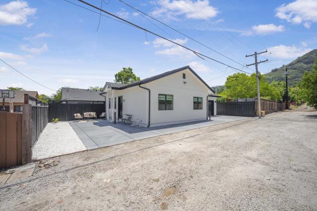 455 W Main Avenue, Morgan Hill CA: https://media.crmls.org/mediaz/2fd51e9d-bf93-46c9-9470-d260dd46c410.jpg