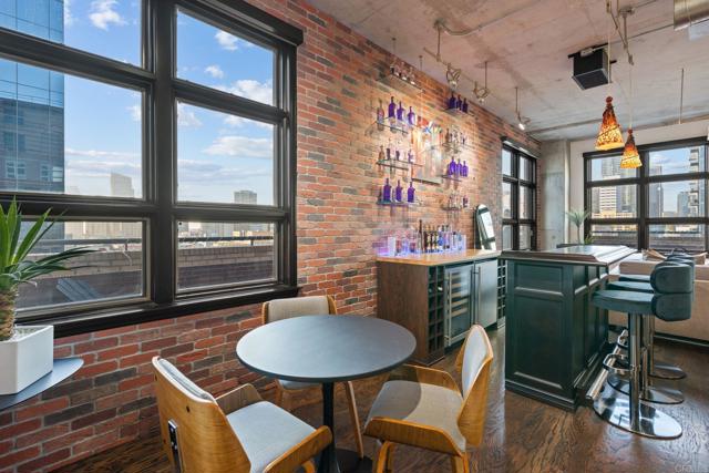 877 Island Avenue, San Diego CA: https://media.crmls.org/mediaz/2fd560f4-11d6-4e60-b8f4-d587f8a7a22c.jpg