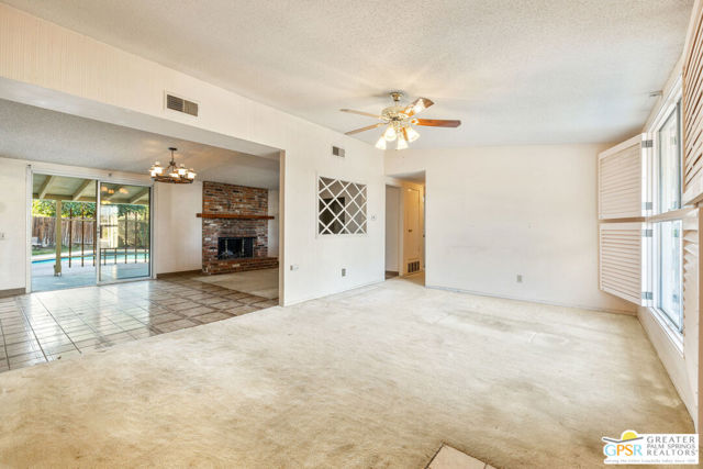 74127 Velardo Drive, Palm Desert CA: https://media.crmls.org/mediaz/2fd59e79-0a52-447d-98c6-541b7003a415.jpg