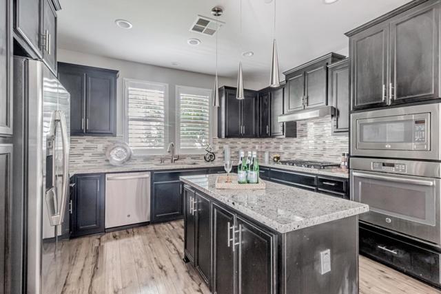 3168 Via Siena Place, Santa Clara CA: https://media.crmls.org/mediaz/2fd6e4a6-738c-4a4c-8213-148835e3cf11.jpg