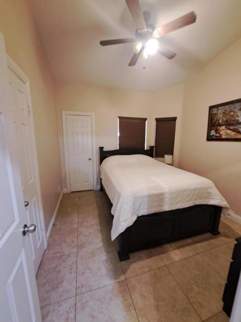 Image 43 of 72 For 68605 Tortuga Road