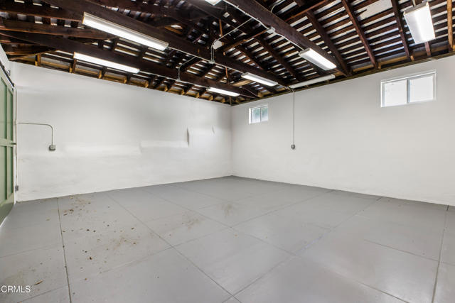 1184 Arden Road, Pasadena CA: https://media.crmls.org/mediaz/2fda2f3f-98b8-478d-841c-86c164499caa.jpg