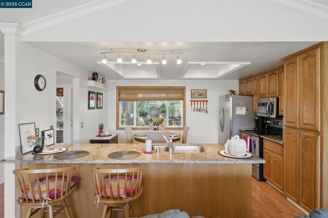 3648 Morgan Territory Rd, Clayton CA: https://media.crmls.org/mediaz/2fda81ba-315f-4d51-88e7-aa658f21b886.jpg