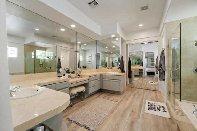 79953 Rancho La Quinta Drive, La Quinta CA: https://media.crmls.org/mediaz/2fdaeb2d-aee6-4c3e-82e0-ac52e31eb61e.jpg