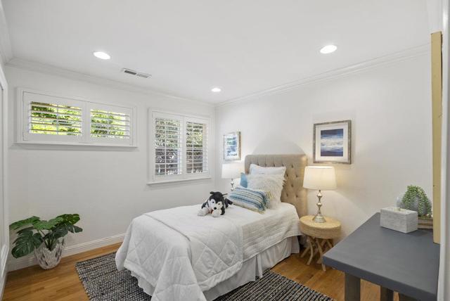 1986 Cottle Avenue, San Jose CA: https://media.crmls.org/mediaz/2fdbdf83-68c2-467d-b880-cee0a50a53fb.jpg