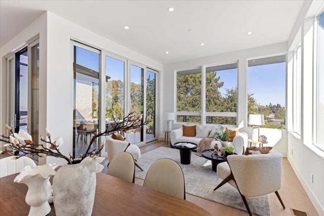 61 HILLTOP Drive, San Carlos CA: https://media.crmls.org/mediaz/2fdd0adf-147c-46e1-89e4-14411d7ddae3.jpg