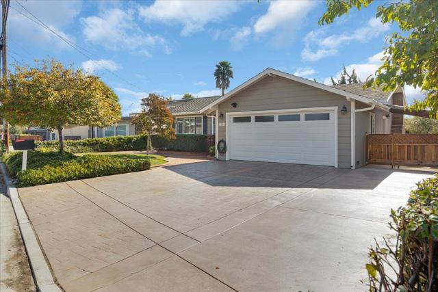 2304 Mattison Lane, Santa Cruz CA: https://media.crmls.org/mediaz/2fdd1ff8-0d91-4e10-977b-b776477074d6.jpg