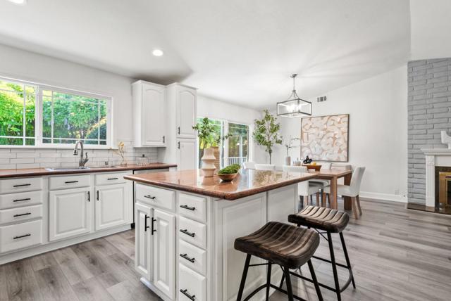 45490 Concho Court, Fremont CA: https://media.crmls.org/mediaz/2fde16fe-417a-4b65-9fa2-e6931527f078.jpg