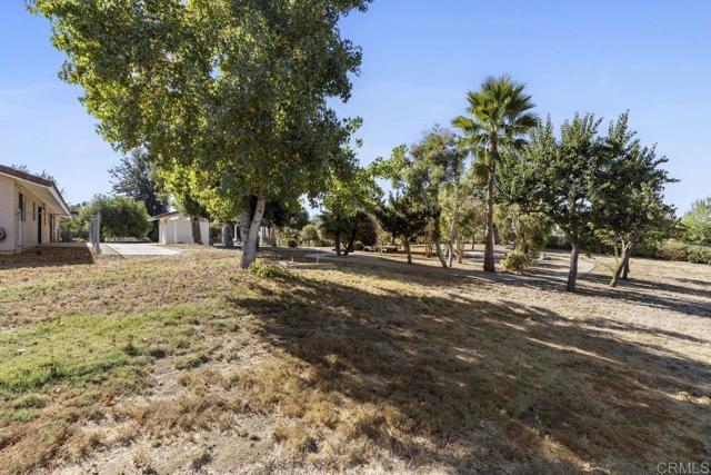 Detail Gallery Image 29 of 30 For 1333 via Encinos Dr, Fallbrook,  CA 92028 - 3 Beds | 2 Baths