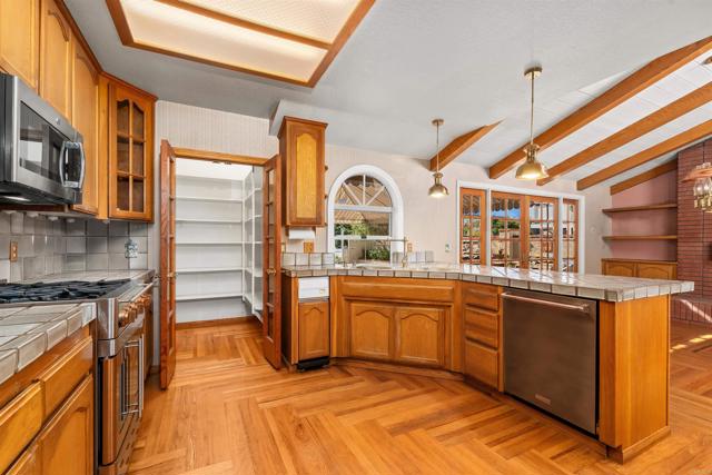 Image 7 of 49 For 2731 Schenley