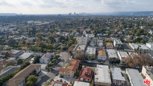 161 St Andrews Place, Los Angeles, California 90004, ,Multi-Family,For Sale,St Andrews,23232447