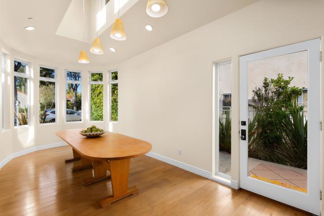 Detail Gallery Image 1 of 1 For 2608 Washington Ave, Santa Monica,  CA 90403 - 4 Beds | 4 Baths
