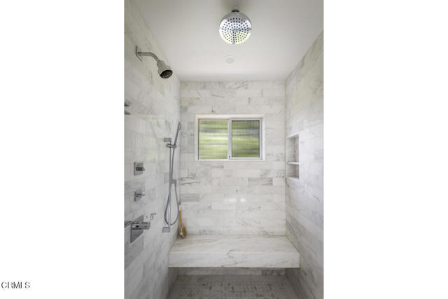 5109 Redwillow Lane, La Canada Flintridge CA: https://media.crmls.org/mediaz/2fe33757-4d13-41f5-85f3-76ccd431039b.jpg