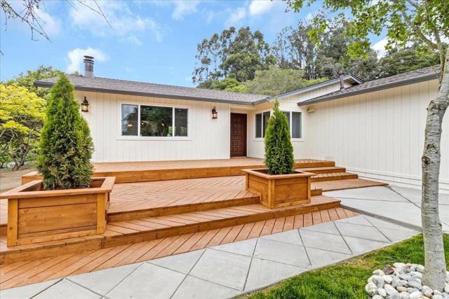 7183 Tustin Road, Salinas CA: https://media.crmls.org/mediaz/2fe33bf6-7f04-4c8e-9bc4-15aece89a2d3.jpg