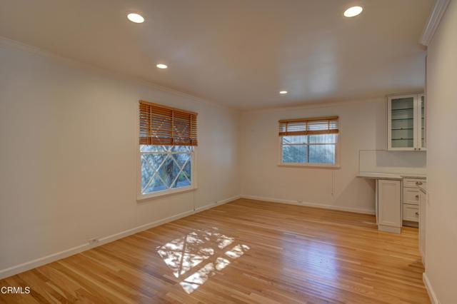 Detail Gallery Image 6 of 22 For 530 Mesa Lila Rd, Glendale,  CA 91208 - 3 Beds | 2 Baths