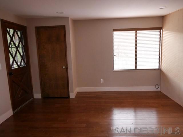 8209 Mesa, Santee CA: https://media.crmls.org/mediaz/2fe3fa9e-7c46-4f59-b538-41a3a588b876.jpg