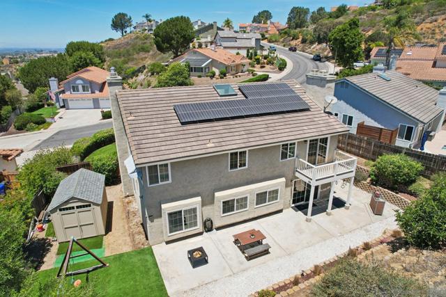 9233 Lethbridge Way, San Diego CA: https://media.crmls.org/mediaz/2fe49de7-0659-4e9a-bc81-8eb2a84b9d2e.jpg