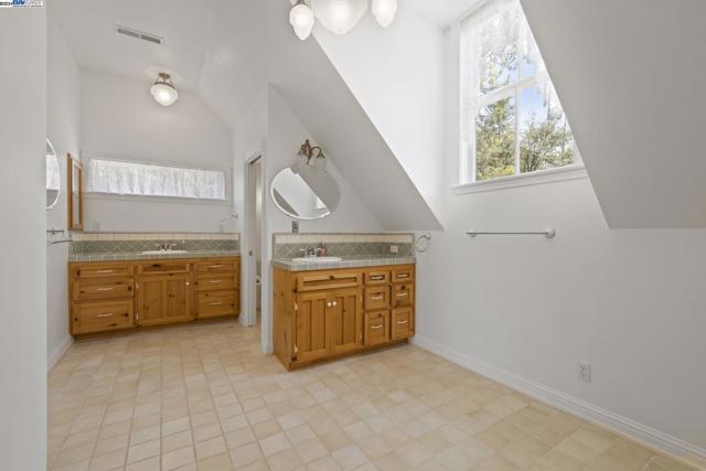 Image 42 of 60 For 16555 Charles Otter Dr