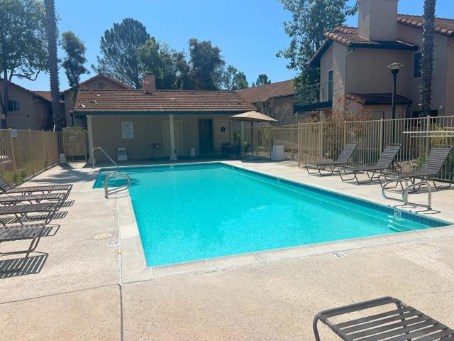 11349 Avenida DeLos Lobos Unit F, San Diego CA: https://media.crmls.org/mediaz/2fe655d9-5b28-425e-bb74-770a6c1bbb0d.jpg
