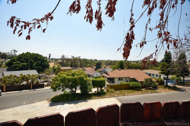 5233 Caminito Cachorro, San Diego CA: https://media.crmls.org/mediaz/2fe6869b-fc3a-4721-bd11-7f2cc90df180.jpg