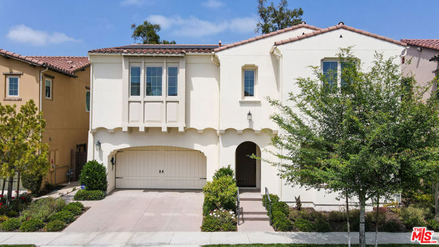 55 Suede, Irvine CA: https://media.crmls.org/mediaz/2fe77f43-abd5-4a6f-bfe1-d8a92909c9a9.jpg