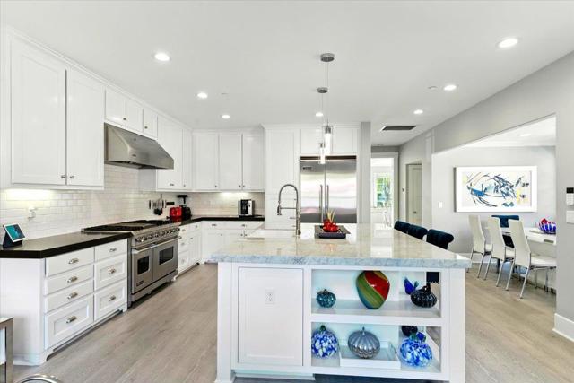 16218 George St, Los Gatos CA: https://media.crmls.org/mediaz/2fe7aefc-912e-4a66-9d9c-8aa869291677.jpg