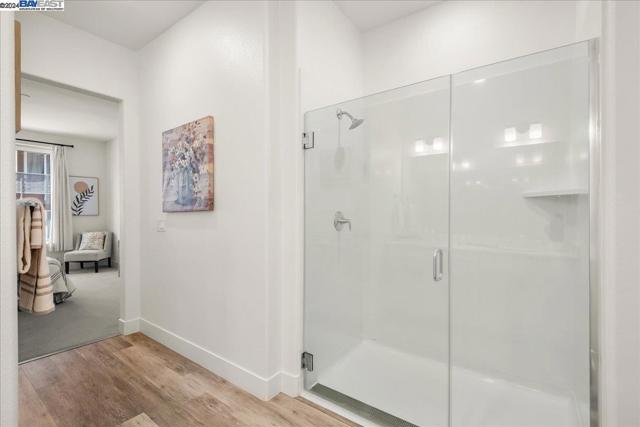 Image 18 of 52 For 45378 Tom Blalock St  202